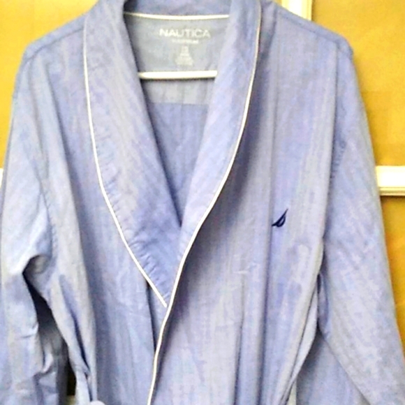 Nautica Men's Robe  Size L/XL NWT - Picture 4 of 6